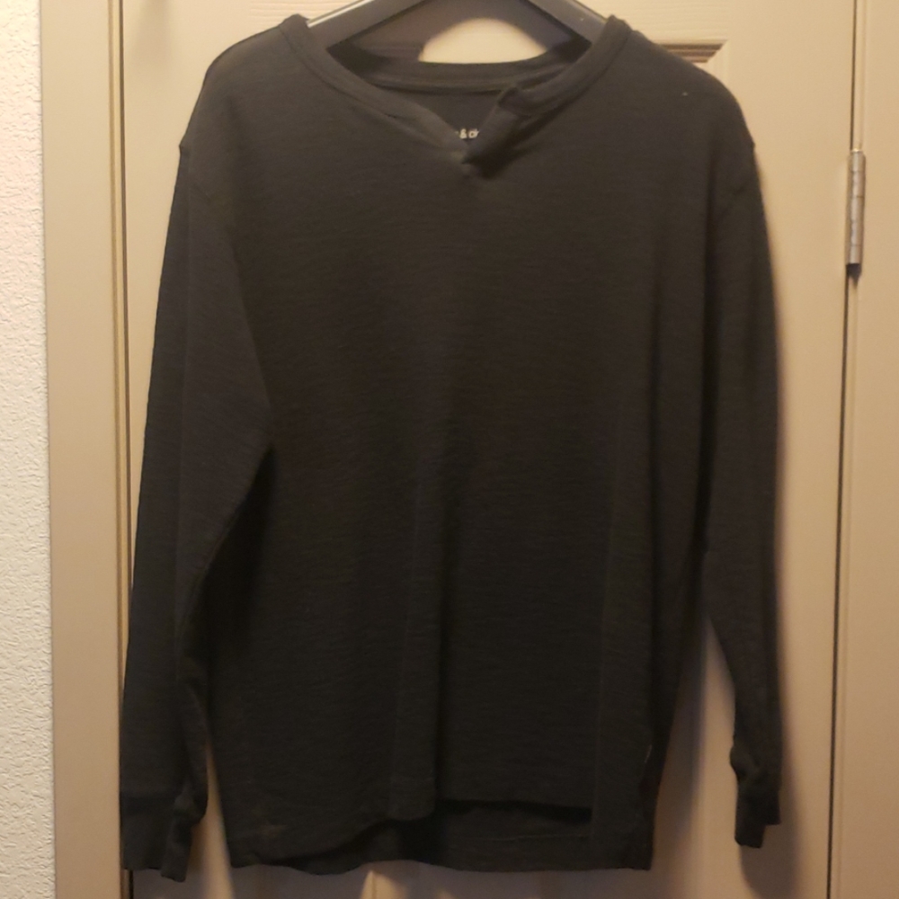 Men long sleeve shirt